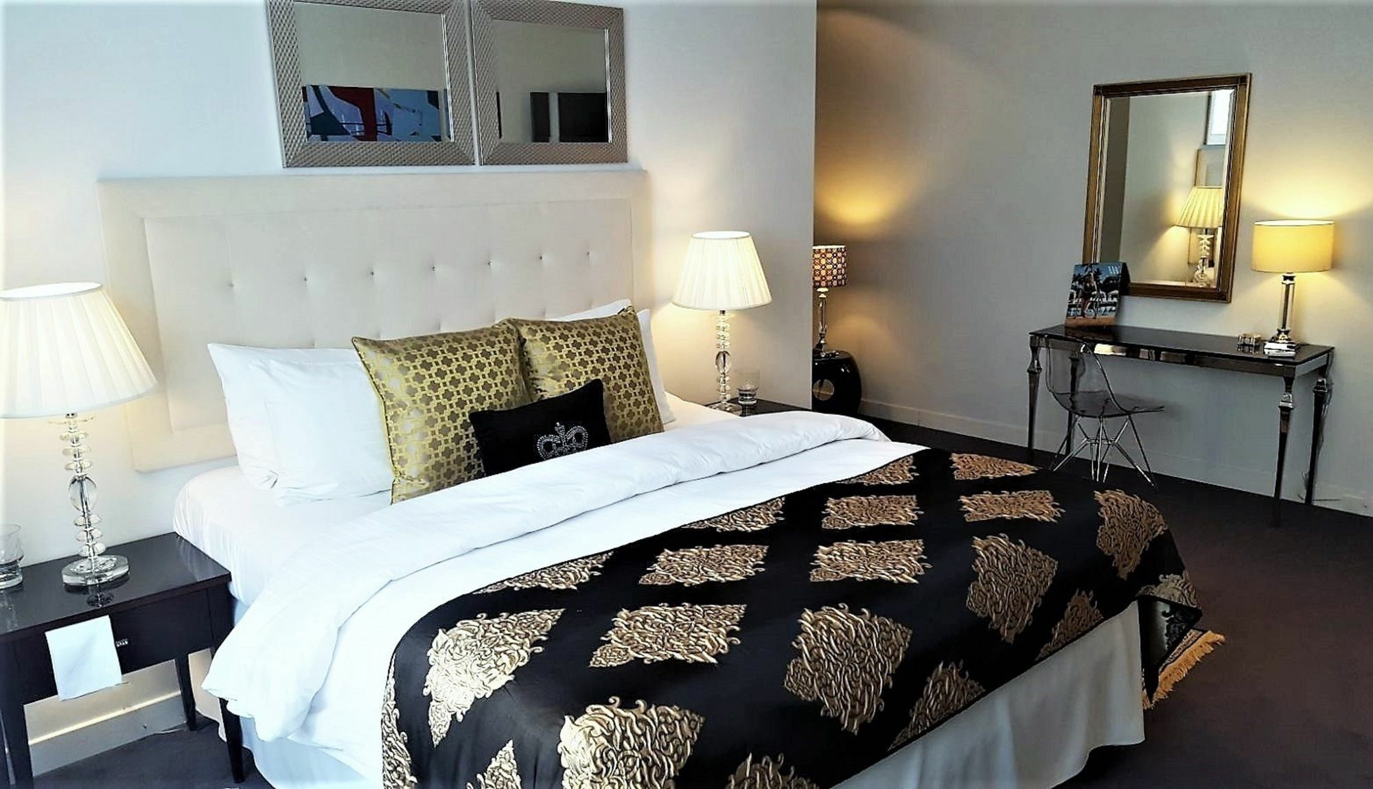 Mondrian Luxury Suites & Apartments Krakow Old Town Cracóvia Exterior foto